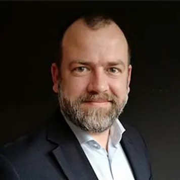 Dr. Yoran Hummel